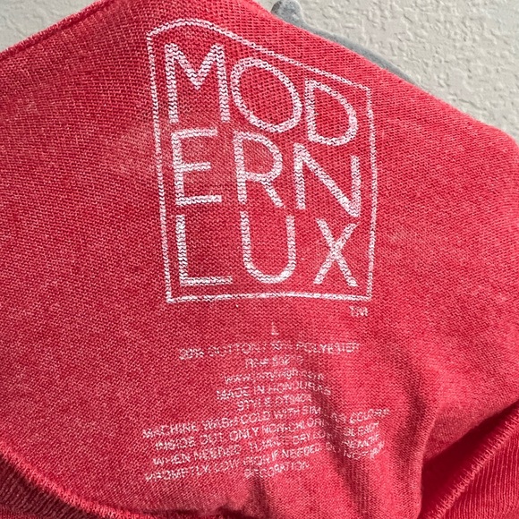 Texas State Graphic with Longhorn and Star on Modern Lux Tee - Picture 4 of 5